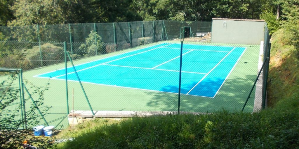 Revêtement et marquages terrain de tennis par S2RA 47